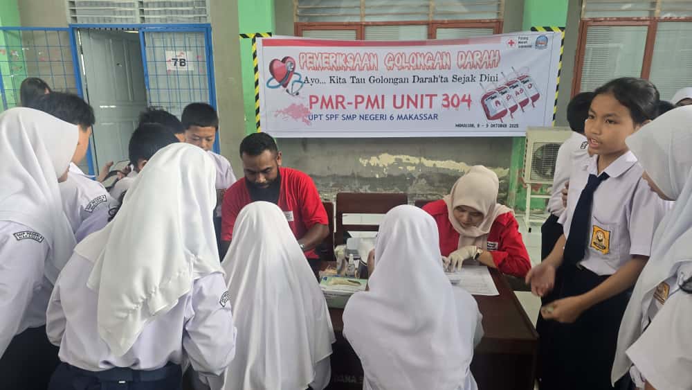 PMR-PMI Unit 304 UPT SPF SMPN 6 Makassar Gelar Pemeriksaan Golongan Darah Bersama PMI Kota Makassar